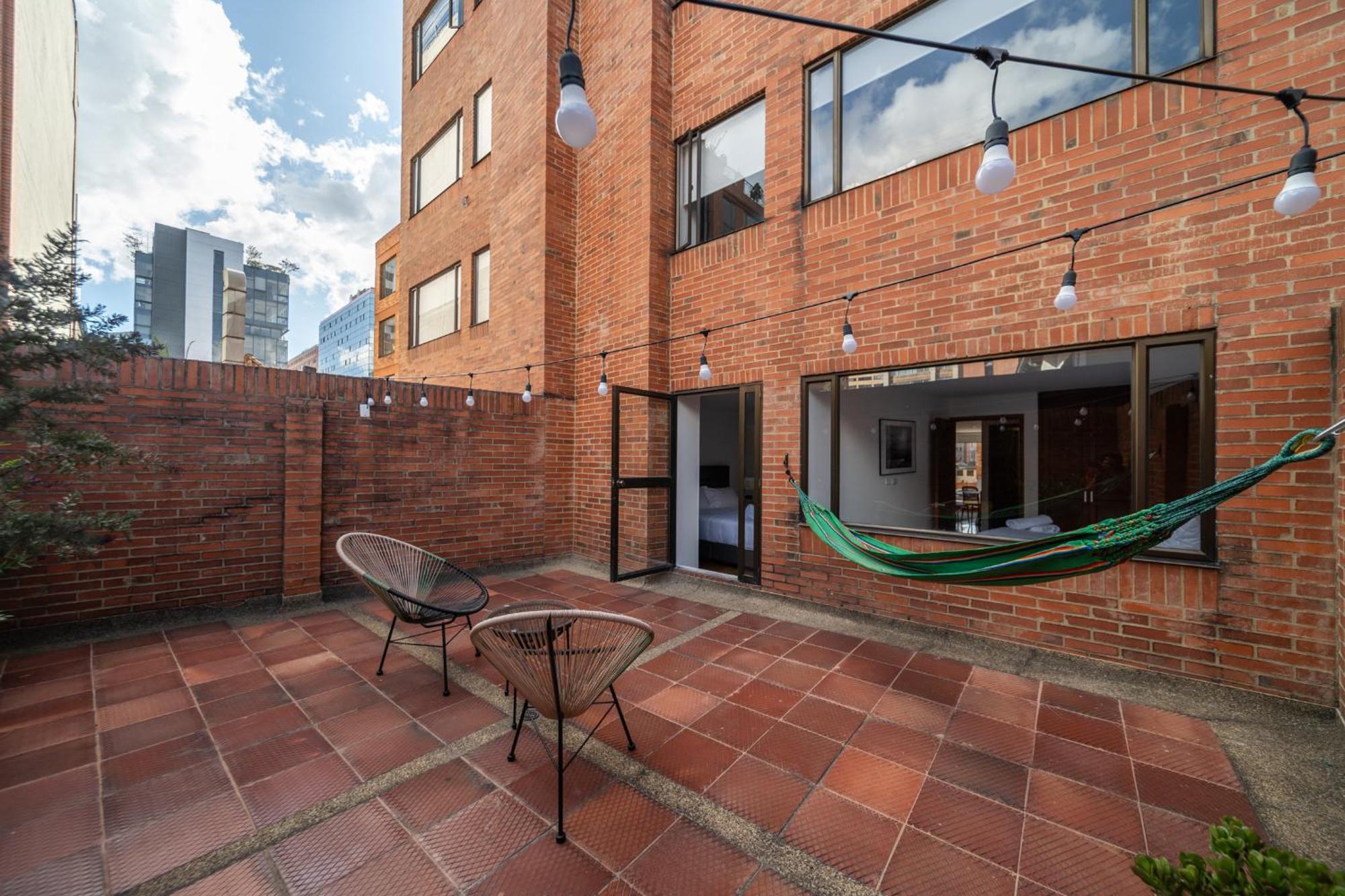 10.73 Flats X Ahead Apartment โบโกตา ภายนอก รูปภาพ